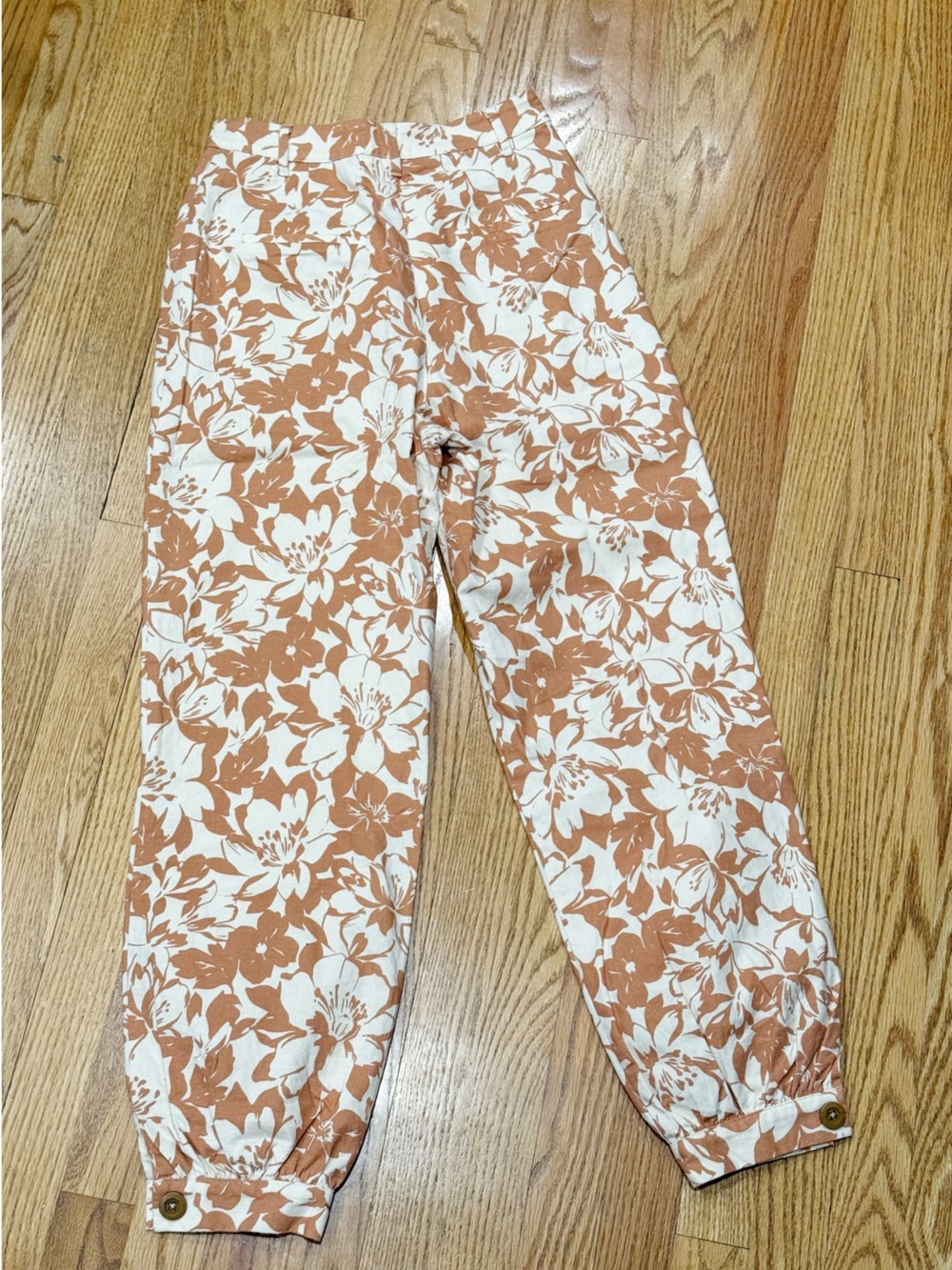 Lovers + friends Lacey floral pants XS - Picture 9 of 13